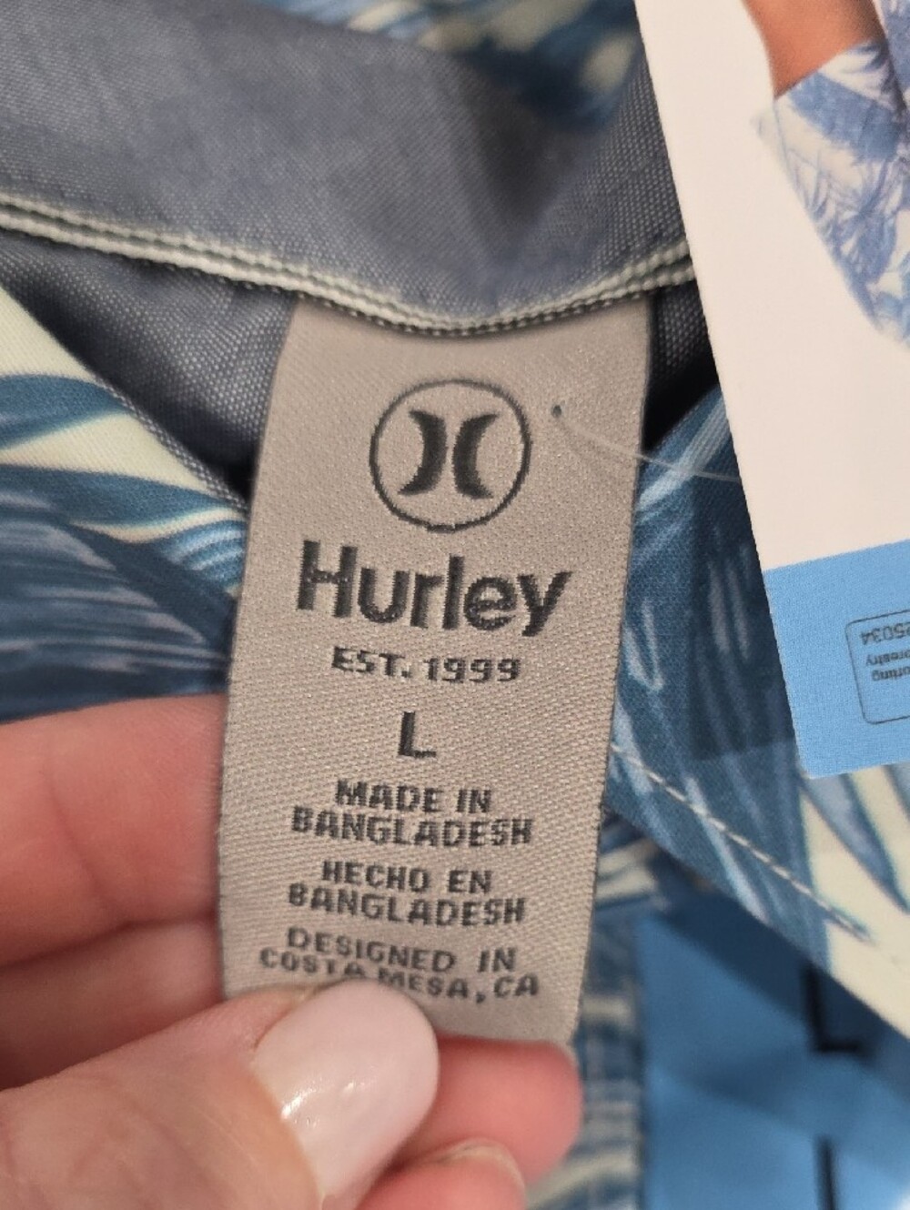 Hurley Blue & White Palm Leaf Short Sleeve Button-Down Shirt - Picture 2 of 3